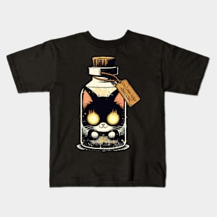 Don't open before halloween Kids T-Shirt